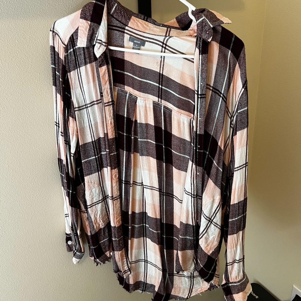 Soft Aerie plaid top